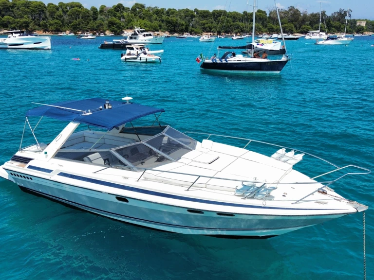 Vermietung Motorboot Sunseeker mit Führerschein