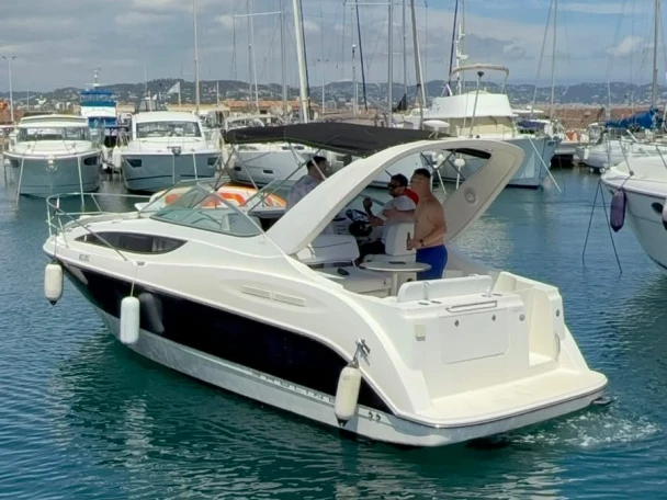 Bootsverleih Bayliner Bayliner 285 Cruiser Nizza Samboat