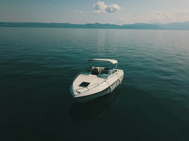Crownline Crownline 210 CCR mieten Évian-les-Bains