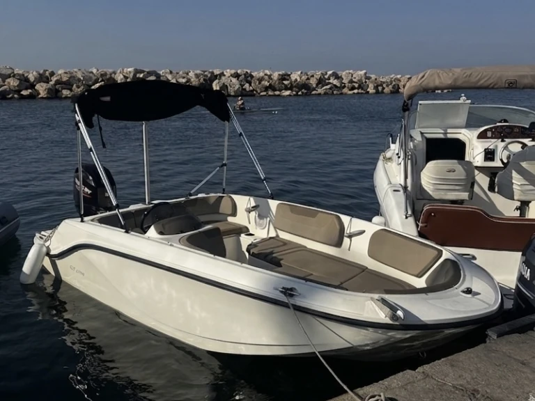 Quicksilver 475 Axess mieten Marseille