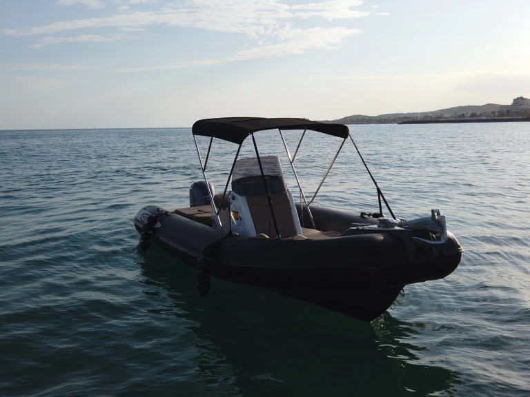 Ein Maestrale Fun 650 mieten in Port de Sitges Aiguadolç