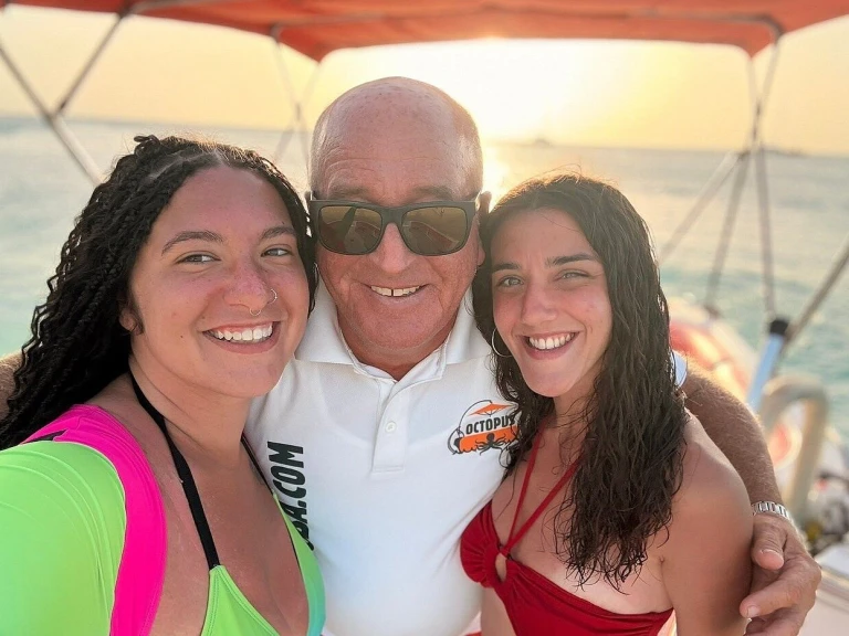 Motorboot mit oder ohne Skipper Custom Made mieten in Aruba