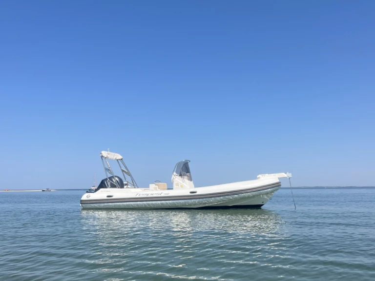 Schlauchboot mieten in Royan zum besten Preis