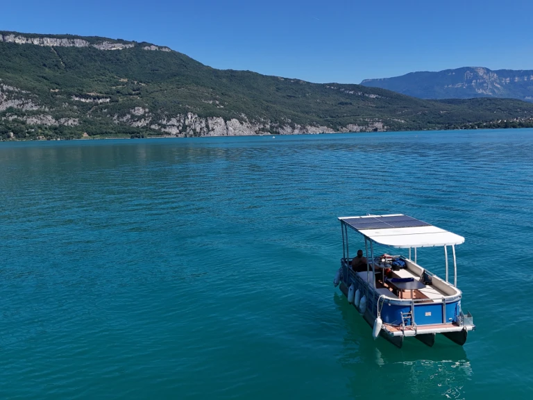 Ein France pontoon 580 mieten in Frankreich