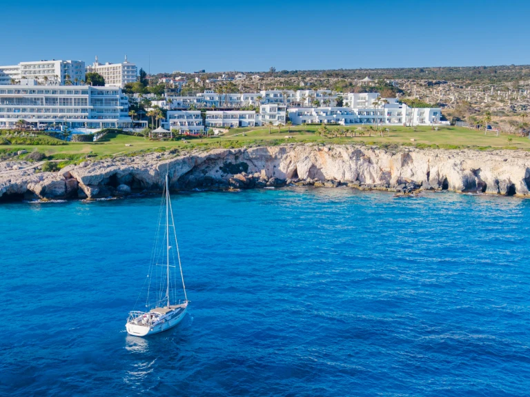 Jeanneau Sun Odyssey 409 mieten Protaras