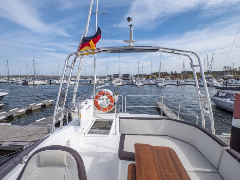 Boot mieten Kröslin günstig Swift Trawler 35