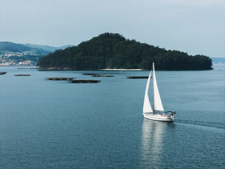 Jeanneau Sun Odyssey 42 mieten Combarro