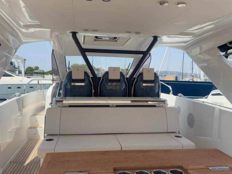 Boot mieten Port Cogolin günstig DB 37