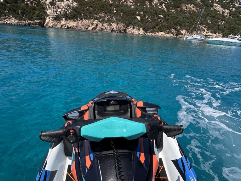 Jetski mit oder ohne Skipper Sea-Doo mieten in Pianottoli-Caldarello