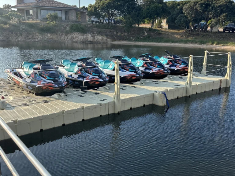 Vermietung Jetski Sea-Doo mit Führerschein