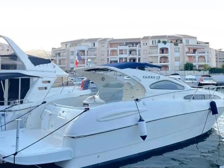 Motorboot mieten in Mandelieu-la-Napoule zum besten Preis
