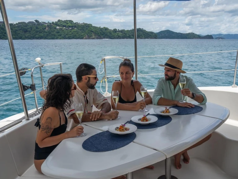 Yacht mit oder ohne Skipper Custom Made mieten in Bahía Culebra