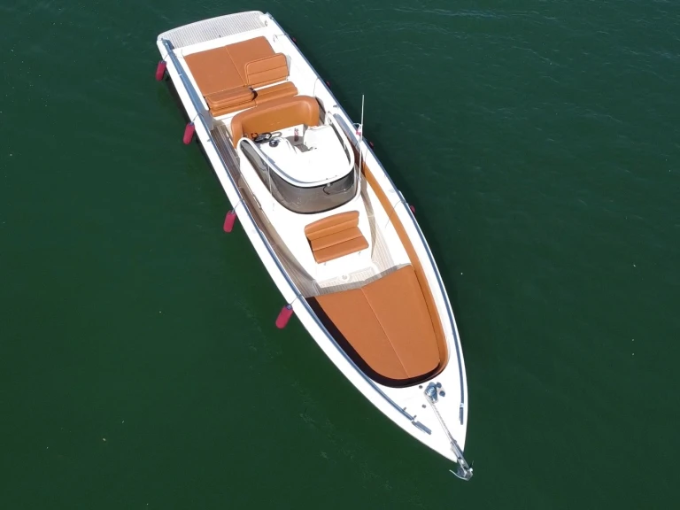 Motorboot mit oder ohne Skipper Supermarine  mieten in Viareggio