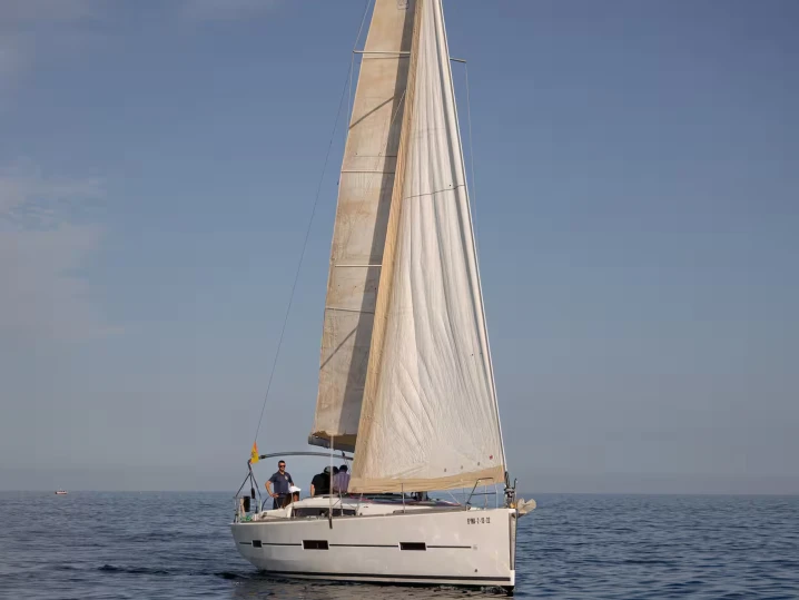 YachtCharter in Puerto Banús - Dufour Dufour 410 Grand Large auf SamBoat