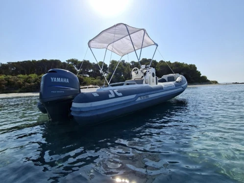 Vermietung Schlauchboot Joker Boat mit Führerschein