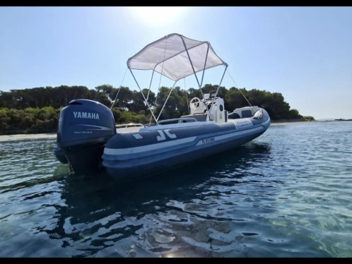 Joker Boat Clubman 22 mieten Hyères