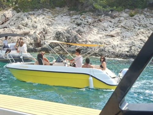 Boot mieten Hvar günstig Eden 18