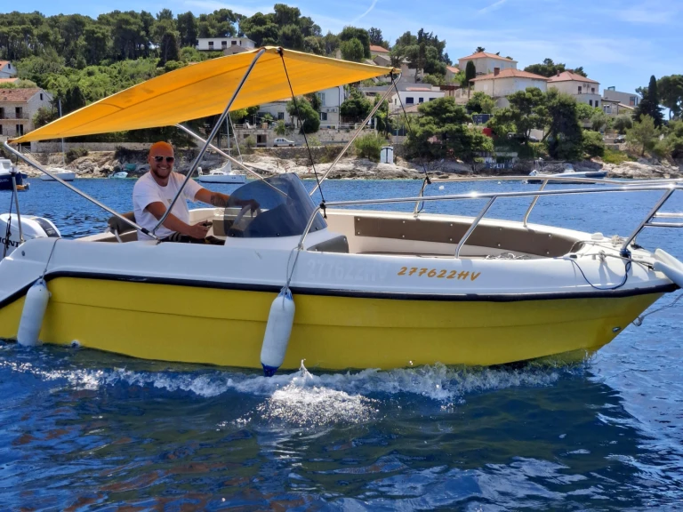Bootsverleih Marinello Eden 18 Hvar Samboat
