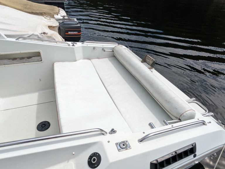 Motorboot mit oder ohne Skipper Jeanneau mieten in Lanobre