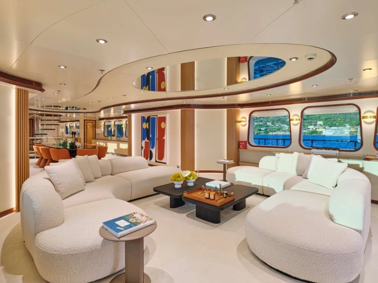 Vermietung Yacht Benetti mit Führerschein