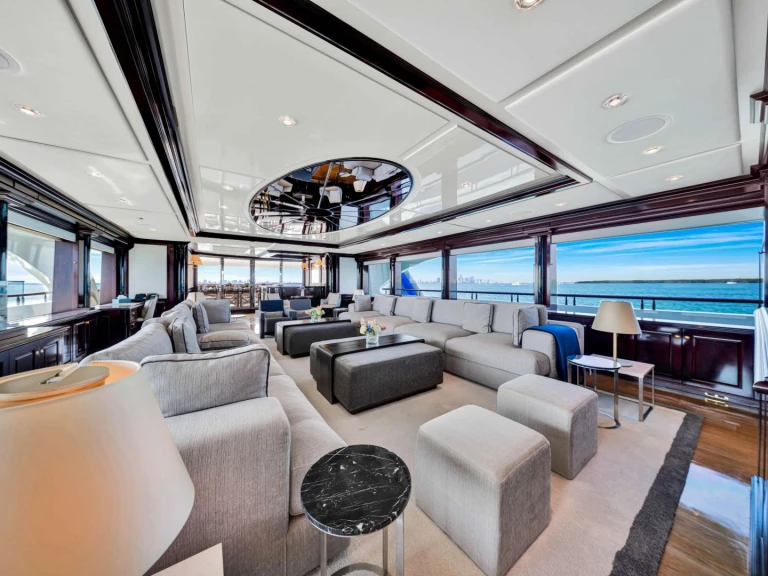 Trinity SWEET CAROLINE II  mieten Miami