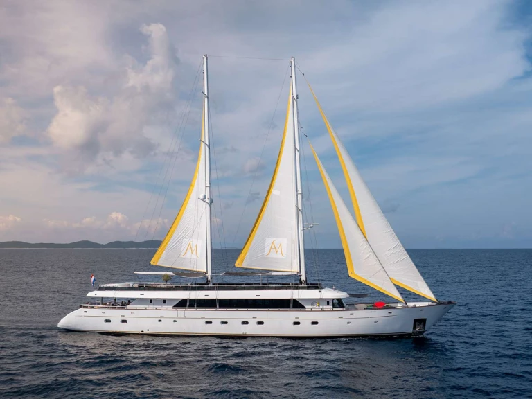 Ein Custom Anima Maris mieten in Kroatien
