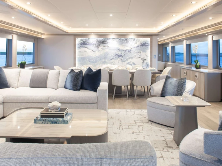 Vermietung Yacht Trinity mit Führerschein