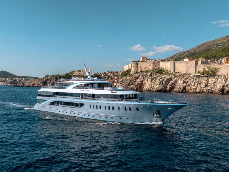 Ein Custom Freedom mieten in Split