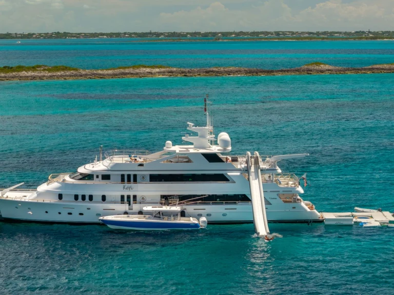 Bootsverleih Christensen KEFI Nassau Samboat