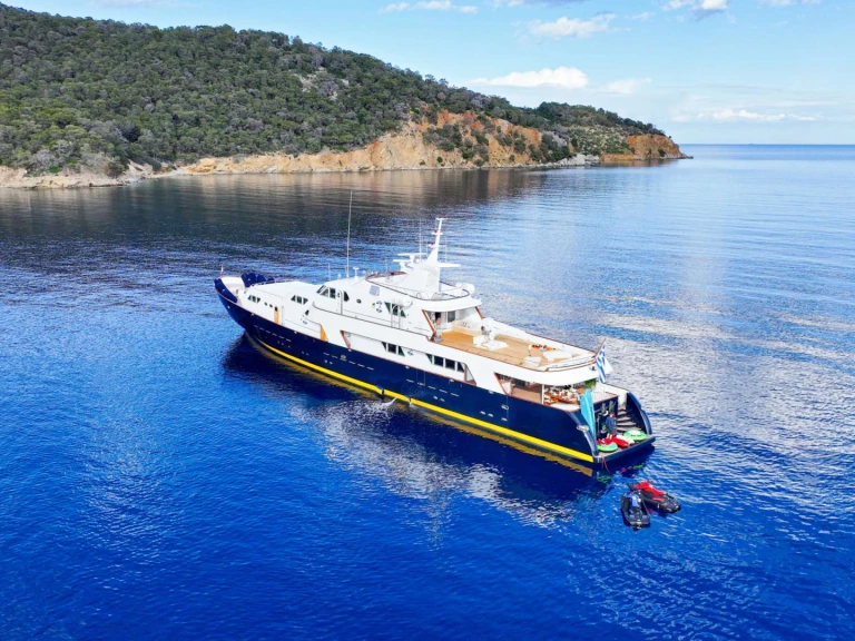 YachtCharter in Athen - CRN Ancona SOMETHING COOL auf SamBoat