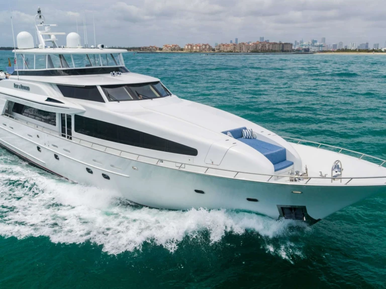 Vermietung Yacht Crescent mit Führerschein