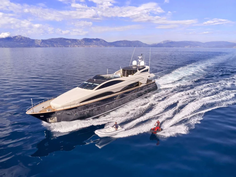 Yacht mieten in Athen - Riva BEYOND