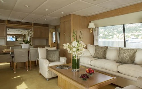 Yacht mieten in Antibes zum besten Preis