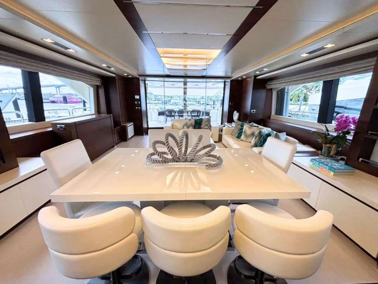 Yacht mit oder ohne Skipper Azimut mieten in Nassau