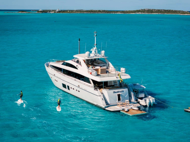Boot mieten Nassau günstig BEACHFRONT II