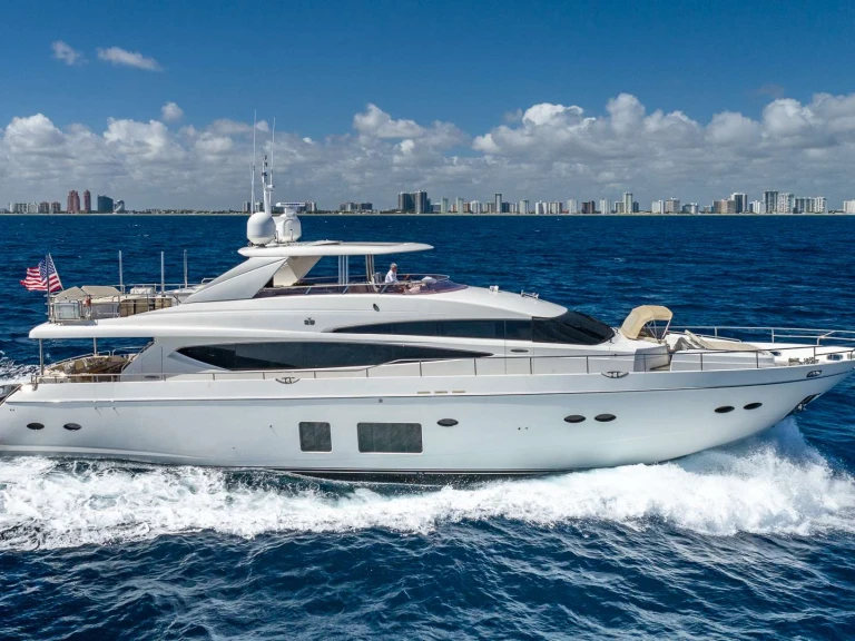 Yacht mieten in Port Jefferson - Princess, UK NO CURFEW