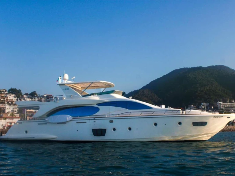 Vermietung Yacht Azimut mit Führerschein
