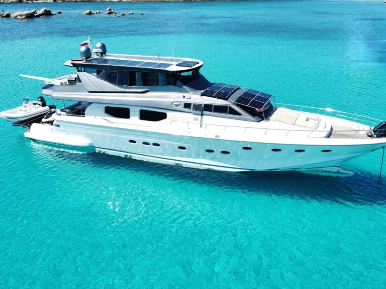 Yacht mit oder ohne Skipper Posillipo technema  mieten in Cannigione di Arzachena