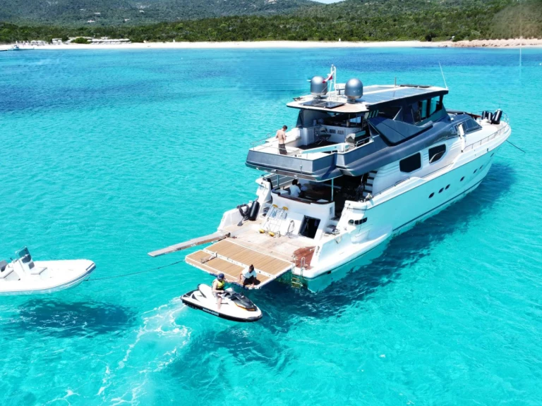 Yacht mieten in Cannigione di Arzachena zum besten Preis