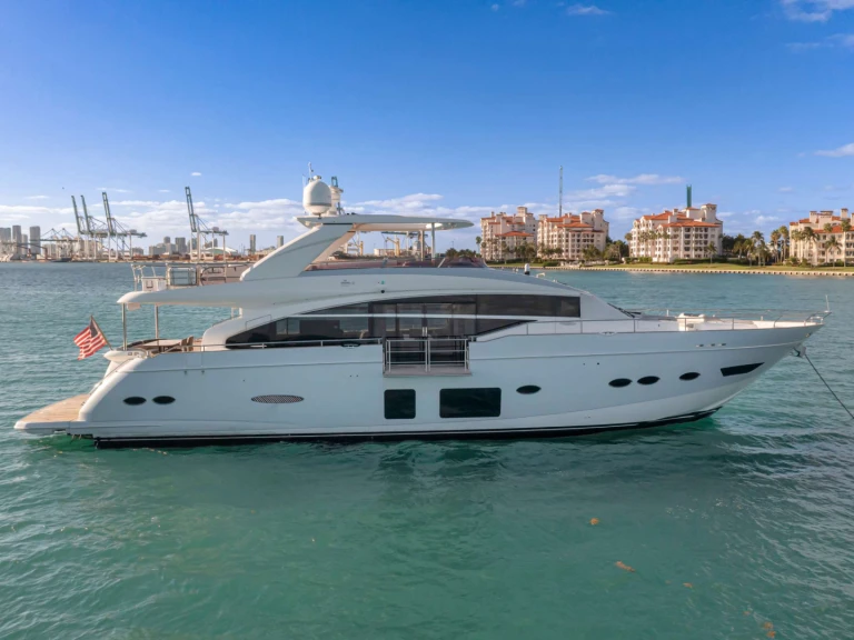 Princess, UK Freedom mieten Miami Beach