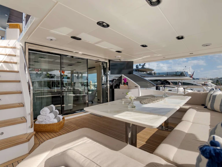 Azimut SEA OWL mieten Montauk