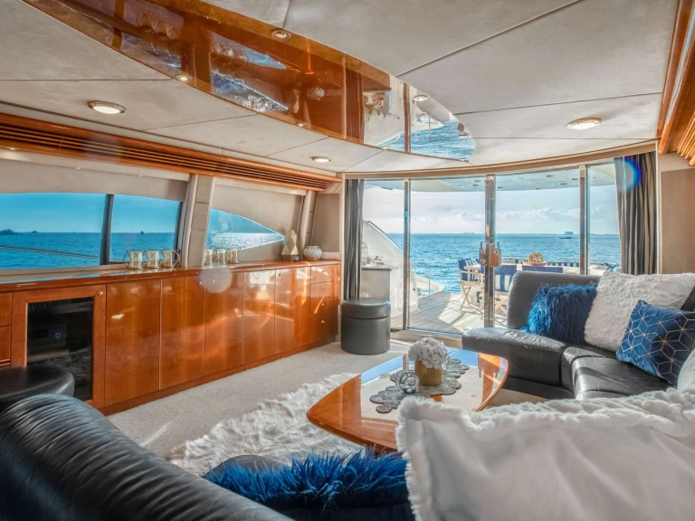 Sunseeker LeoLena mieten Miami Beach
