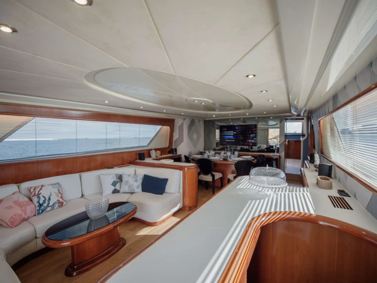 Yacht mieten in Gouviá zum besten Preis