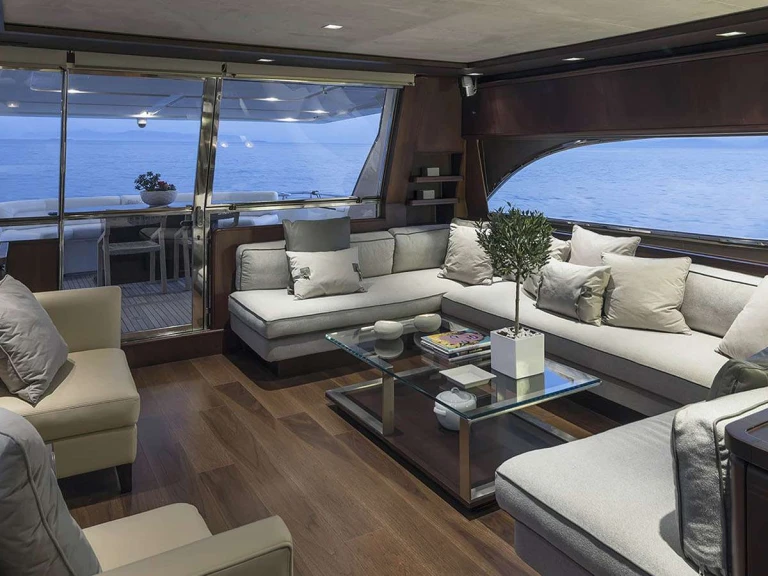 Yacht mit oder ohne Skipper Ferretti mieten in Athen