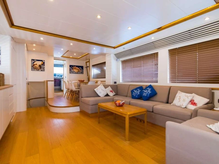Yacht mieten in Sorrent zum besten Preis