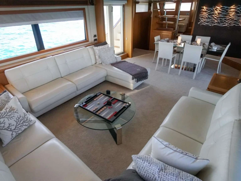 Vermietung Yacht Mochi mit Führerschein