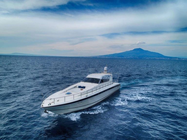 Yacht mieten in Sorrent zum besten Preis