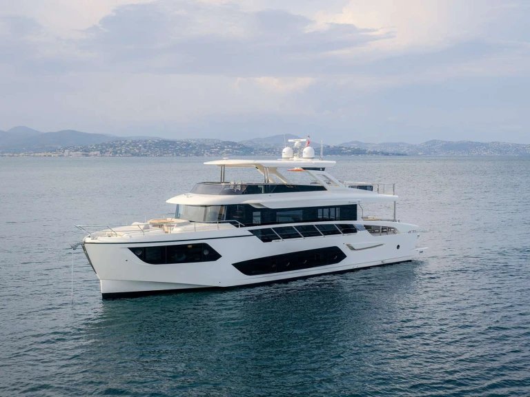 Ein Absolute SEMELA mieten in Antibes