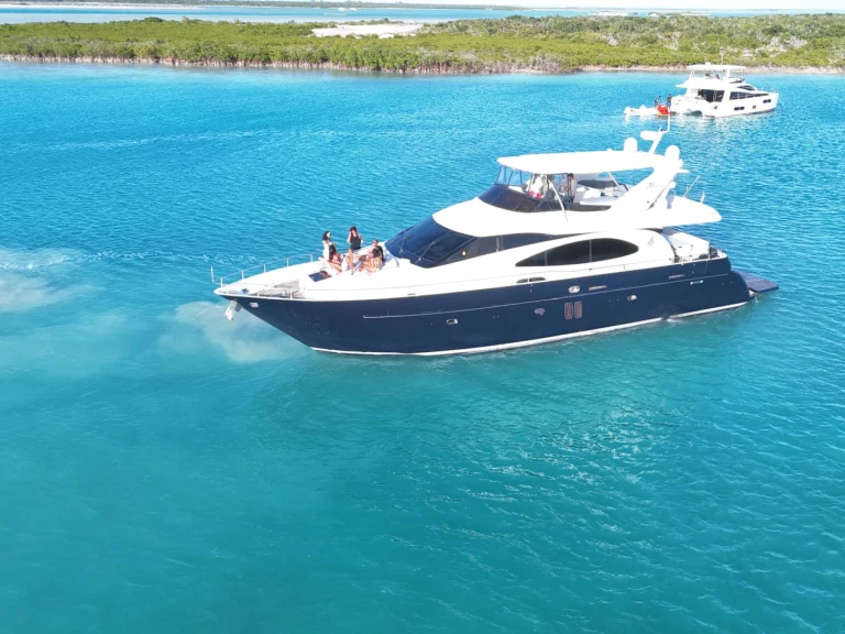 Bootsverleih Azimut Saphire Blue Turks- und Caicosinseln Samboat