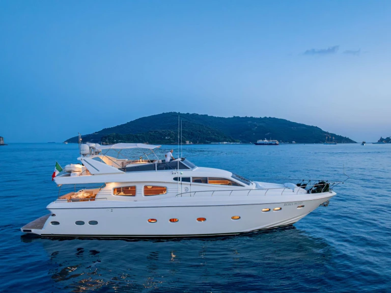 Bootsverleih Posillipo Rock Moon Cannigione di Arzachena Samboat